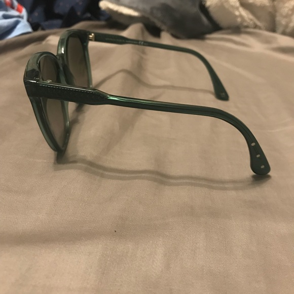 Bottega Veneta Sunglasses - Picture 4 of 6